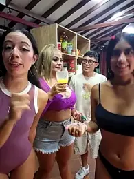 SAMY_AND_ARI webcam model stream image