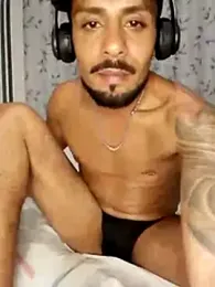 WOXXCWB webcam model stream image