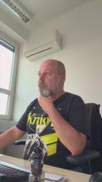 german_9inch webcam model stream image