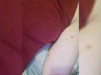 Lediskvirt48a webcam bongacams model stream image