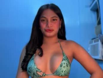 sweet_scarllet12 webcam model stream image