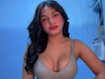 sweet_scarllet12 webcam model stream image