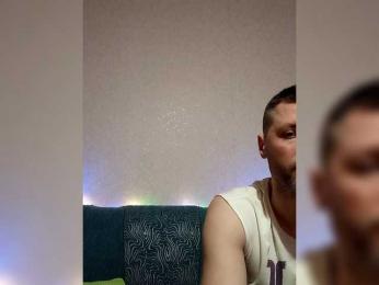 Andre-Blondinochka webcam model stream image