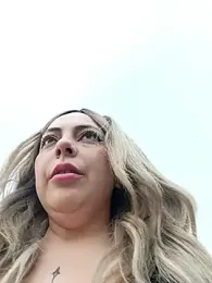 madelaine- webcam model stream image