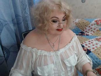 livingnextdoor webcam model stream image