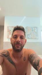 Gr_SexyMan webcam model stream image