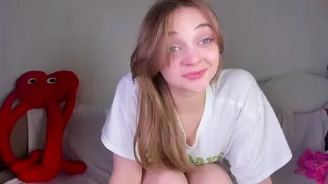 May_Flower webcam model stream image