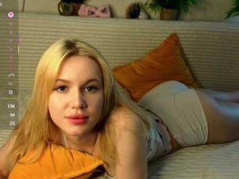 Sonyavibe webcam bongacams model stream image
