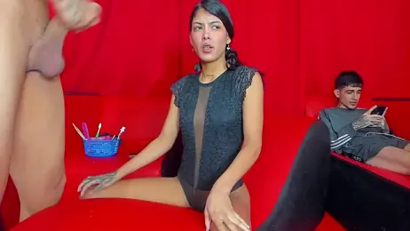 extreme_hot_crazy webcam model stream image