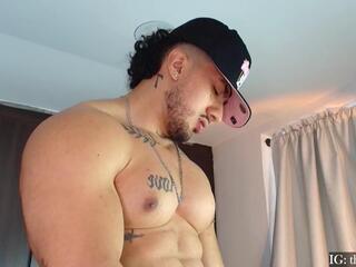 Nikolay Lisin webcam model stream image