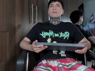 milo-boy webcam camsoda model stream image