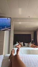 Mogliehot79 webcam model stream image