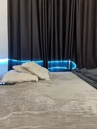 vickyandtania webcam model stream image