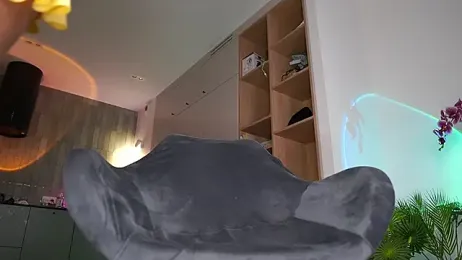 DreamSofia webcam model stream image