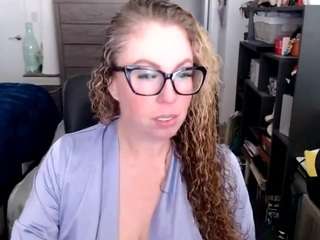 taylor-starr webcam model stream image