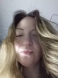 KattyLuuu webcam model stream image