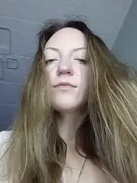 KattyLuuu webcam model stream image