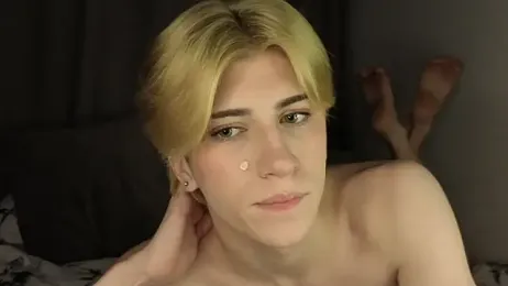 Oliver_star_boy_ webcam model stream image