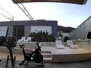 voyeurcam-casa-salsa-gym-bike webcam model stream image