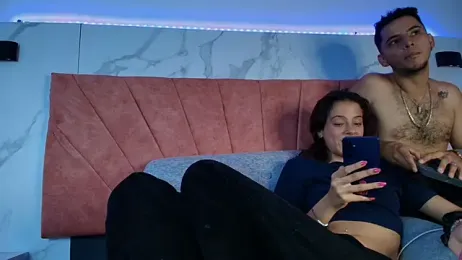 HellAndDante_ webcam model stream image