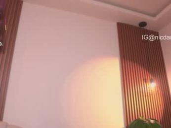 nicdani_1 webcam model stream image