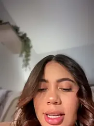 Aryrosee webcam stripchat model stream image