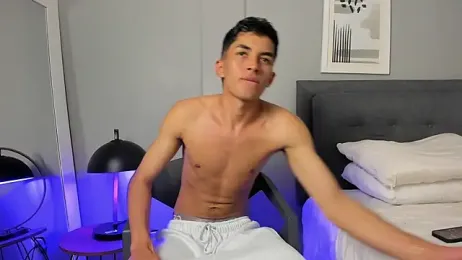 Tylerffoxx webcam model stream image