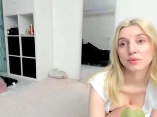 kenziedawton webcam model stream image