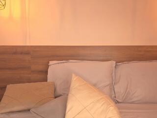 Zara Bliss webcam model stream image