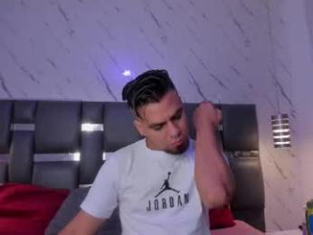 pittandlunaa69 webcam chaturbate model stream image