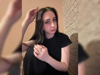 Hikikomori27 webcam model stream image