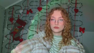 crazy_c_urly webcam cam4 model stream image