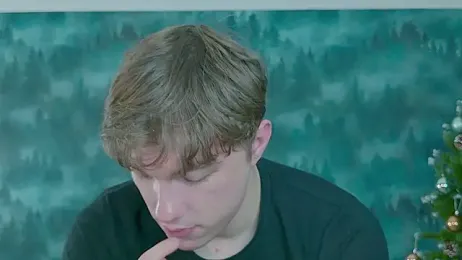 MarkShot_ webcam model stream image