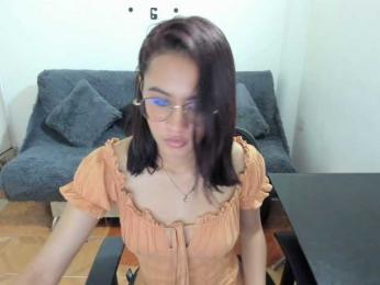 amy-lennox webcam model stream image