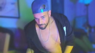 GuyST webcam model stream image