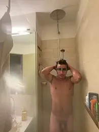AlexActive webcam model stream image