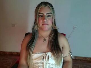 Aria Fernandez webcam flirt4free model stream image