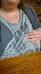 QueenFury webcam model stream image