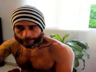 Zeus Brioly webcam model stream image