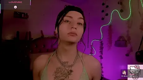 Cata_MW webcam model stream image