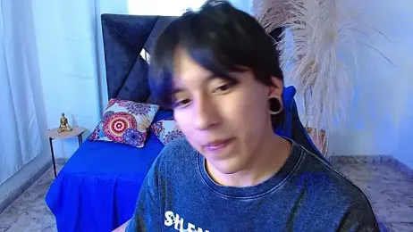 nikoo_18 webcam model stream image