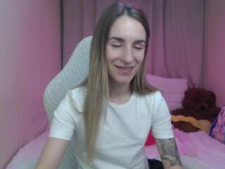 Dream Leila webcam model stream image