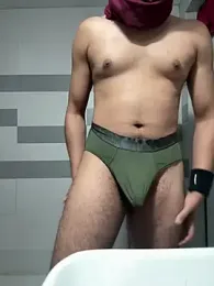 ur-city-guy webcam model stream image