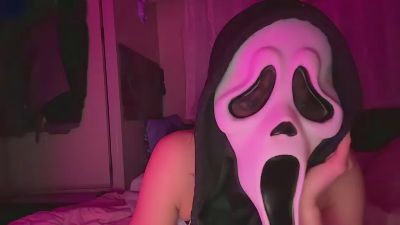 SilentSceamsVan webcam model stream image