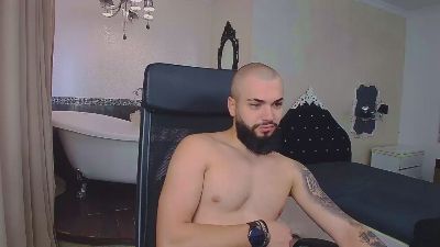OscarWills webcam model stream image