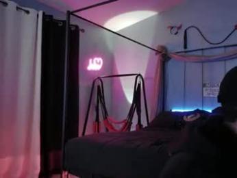 bellaskeykeeper webcam model stream image