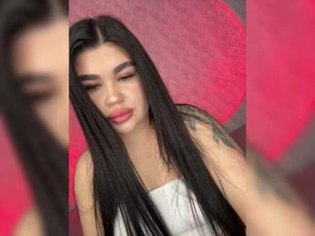 suchka-black- webcam bongacams model stream image