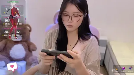 QQ_Tang webcam stripchat model stream image