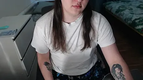 EvaMiron webcam model stream image