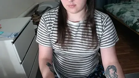 EvaMiron webcam model stream image